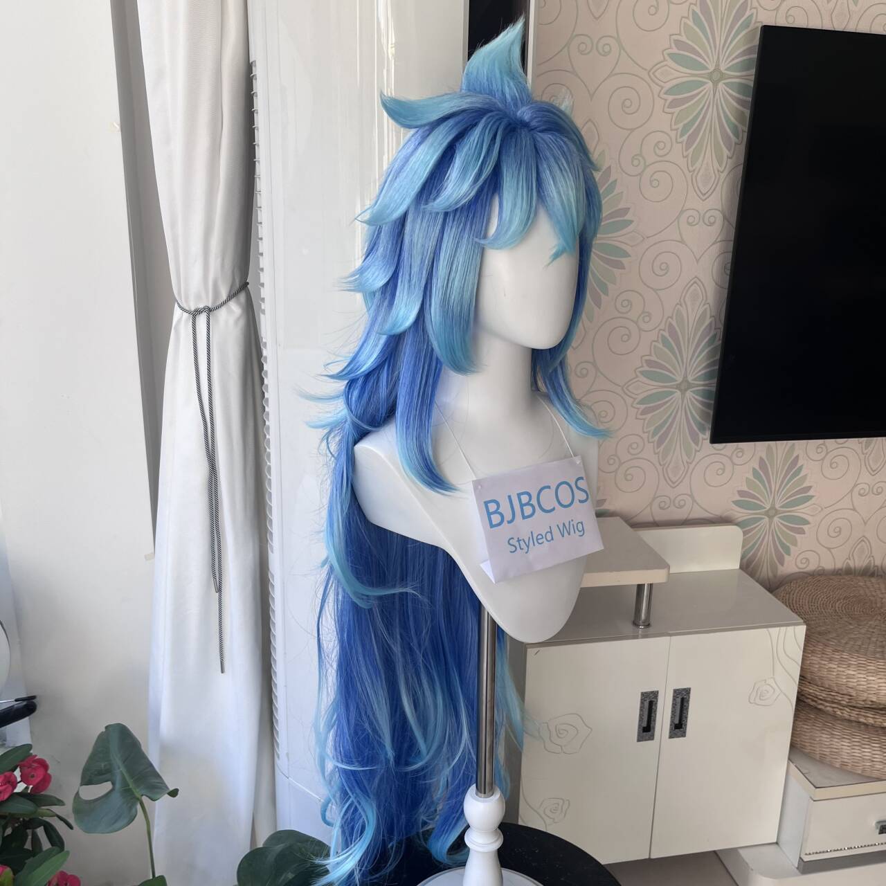 Parrucca Stilizzata Idia Cospl - Anime Cosplay Blue Hair recensione e prezzo